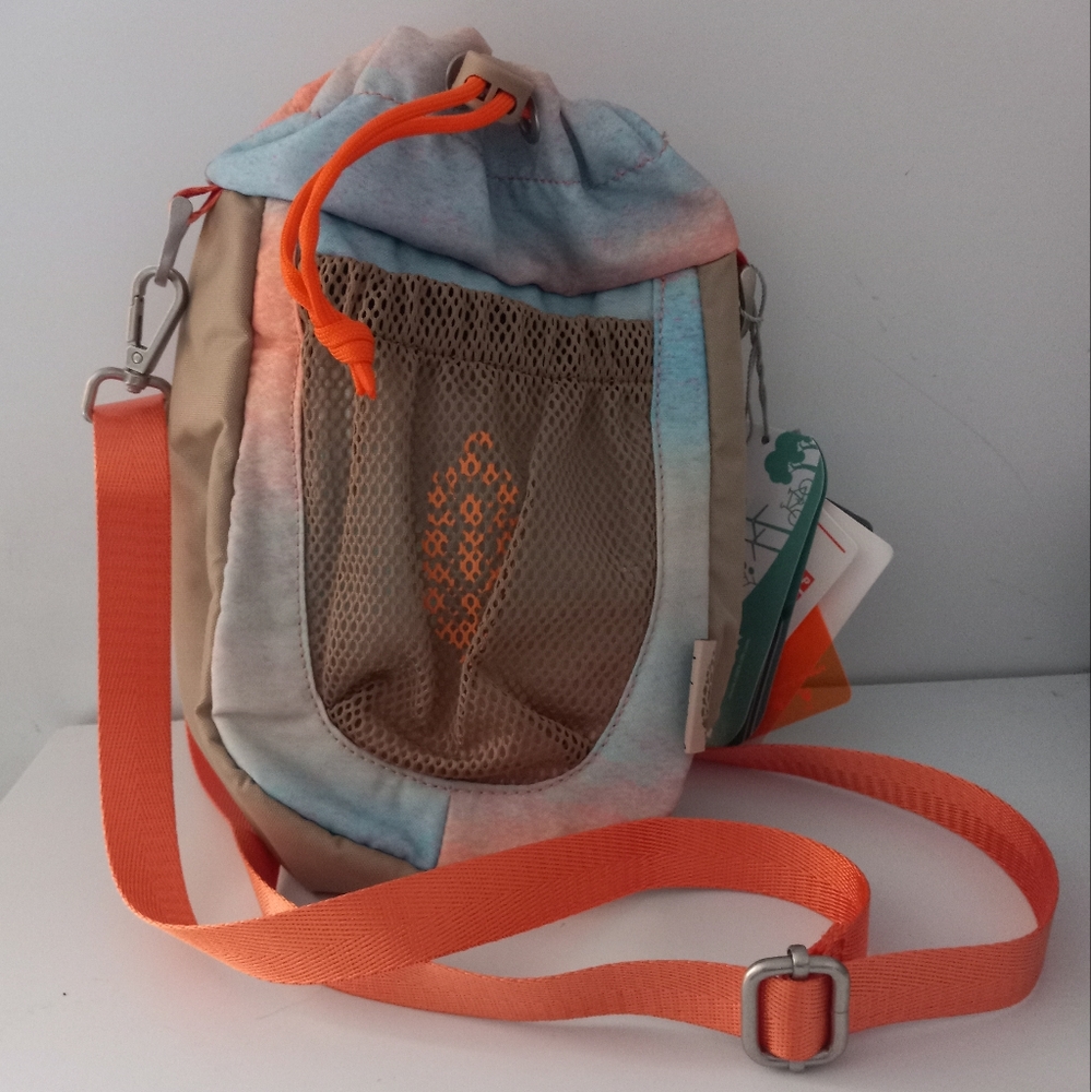 NWT Free People x Doughnut Drip Travel Hiking Outdoors Bag, - Picture 2 of 4